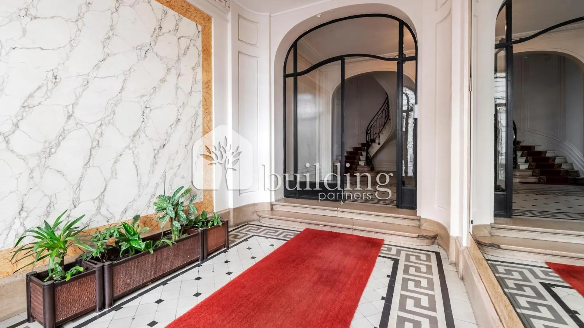 Master And Kids Bdrs Separated From Rest Of The House Paris Privatunterkunft